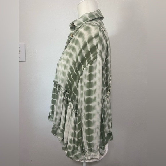 Shop Neighbor women's S button front tye dye peplum crop long sleeve EUC - Picture 5 of 8